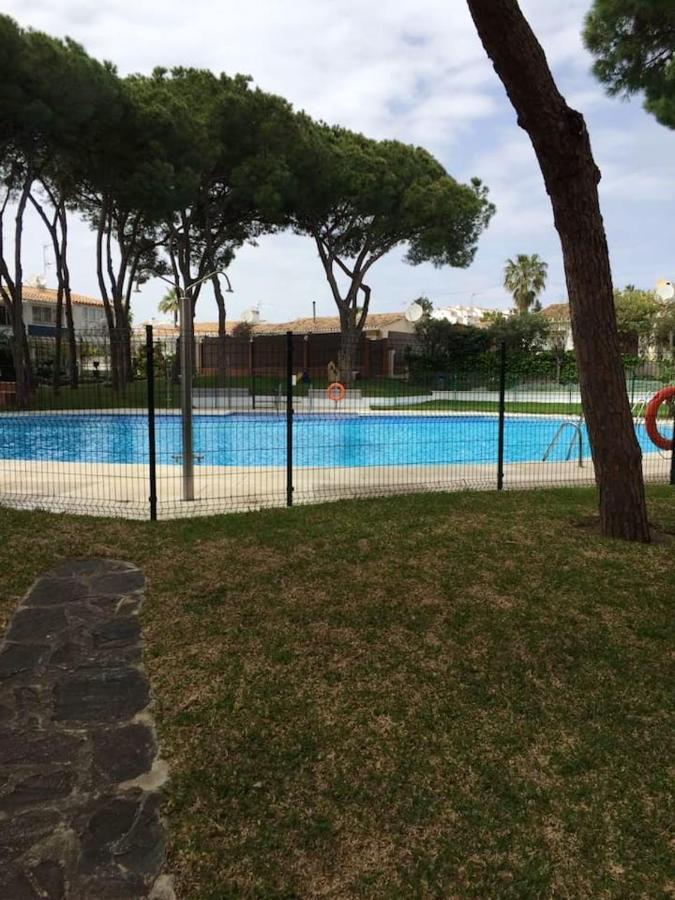 Modern Apartment In Calahonda 60 M² With Shared Pool Sitio de Calahonda Exterior photo